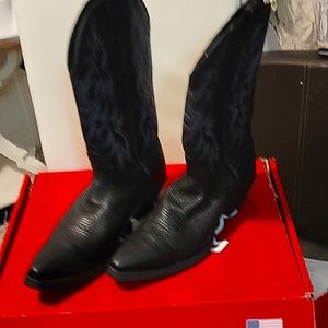 Men's Justin Western Boots "New" size 10 1/2 D